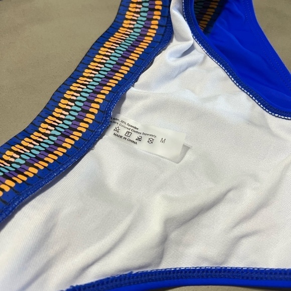 SHEIN NWT Boho Contrast Trim Triangle Bikini - Picture 6 of 7